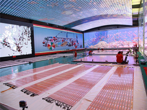 led顯示屏生產(chǎn)現(xiàn)場 led顯示屏生產(chǎn)現(xiàn)場