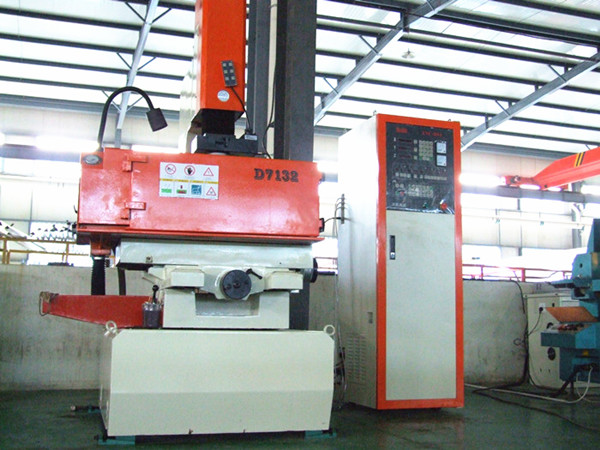 數(shù)控電火花 數(shù)控電火花